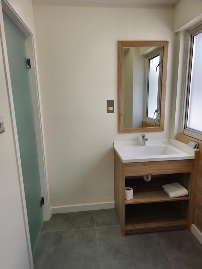 Homefield Lodge London Bagian luar foto