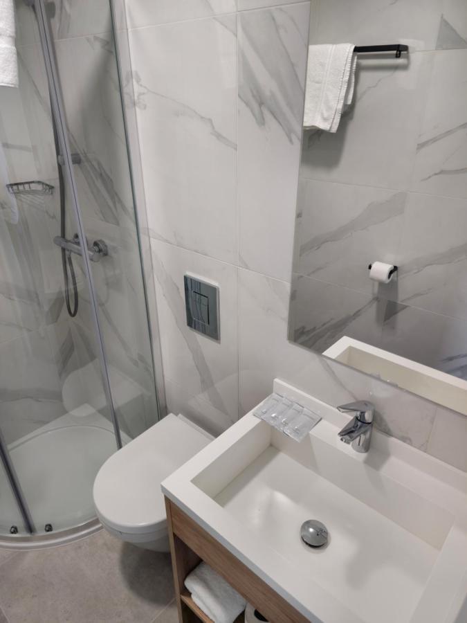 Homefield Lodge London Bagian luar foto