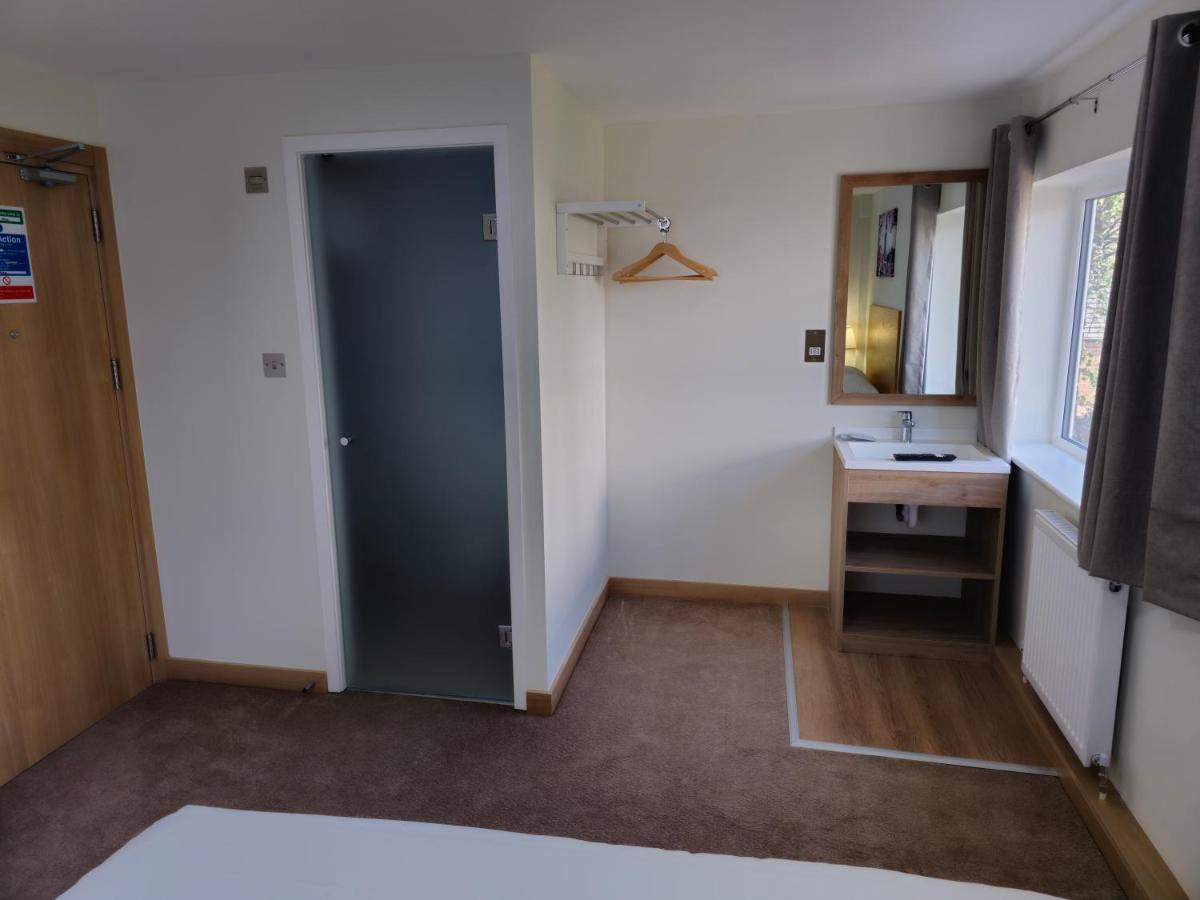 Homefield Lodge London Bagian luar foto