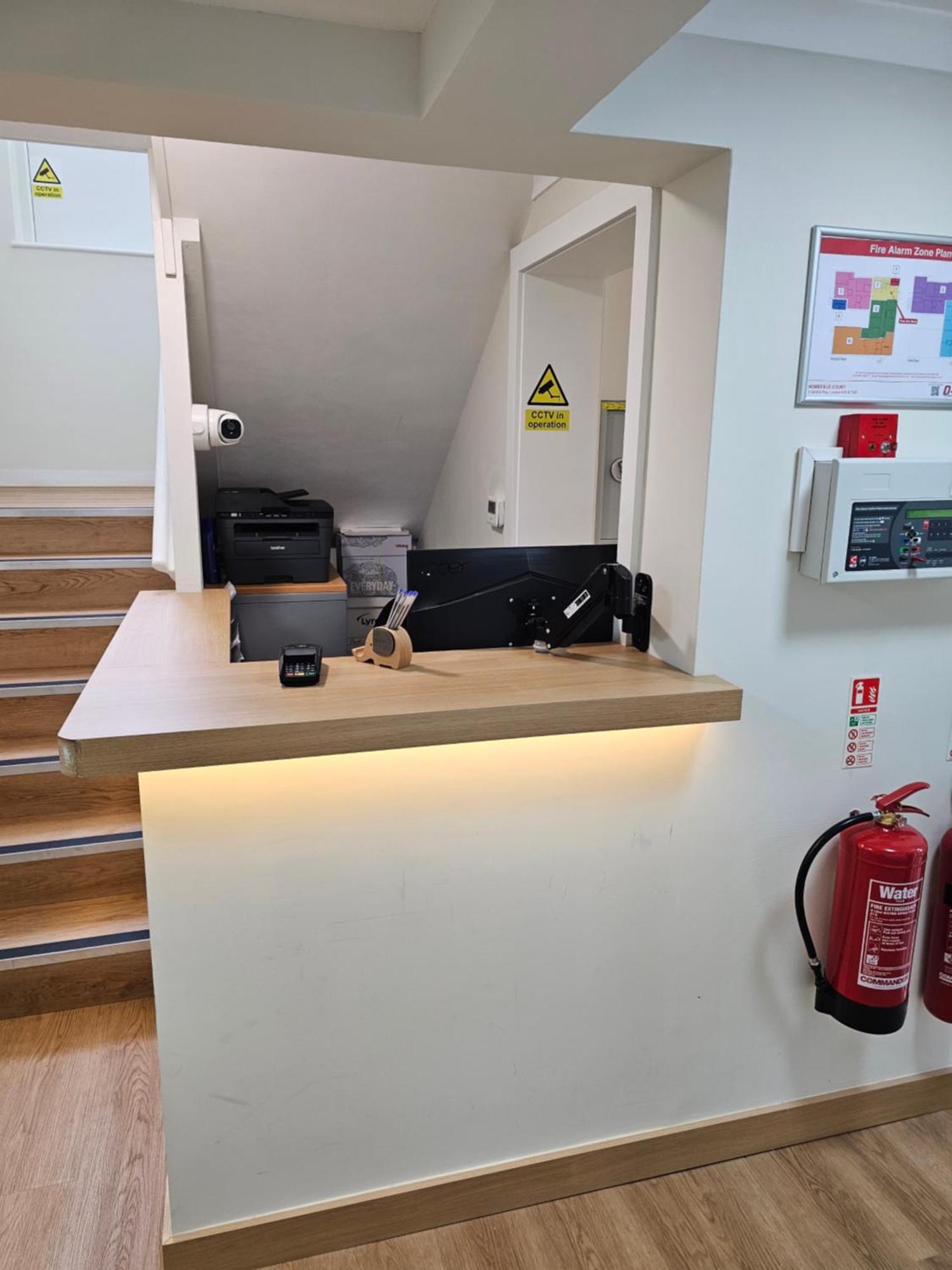 Homefield Lodge London Bagian luar foto