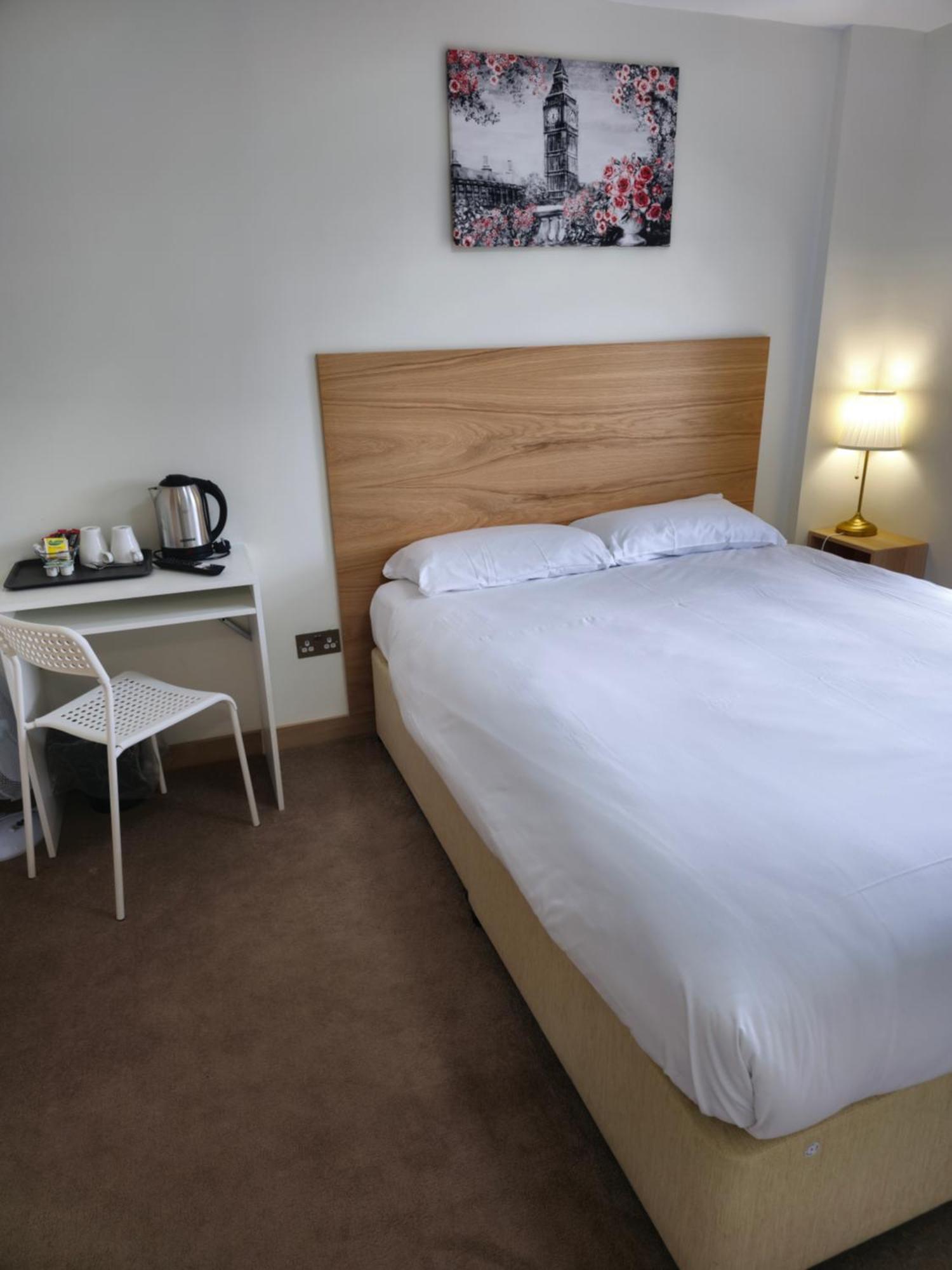 Homefield Lodge London Bagian luar foto