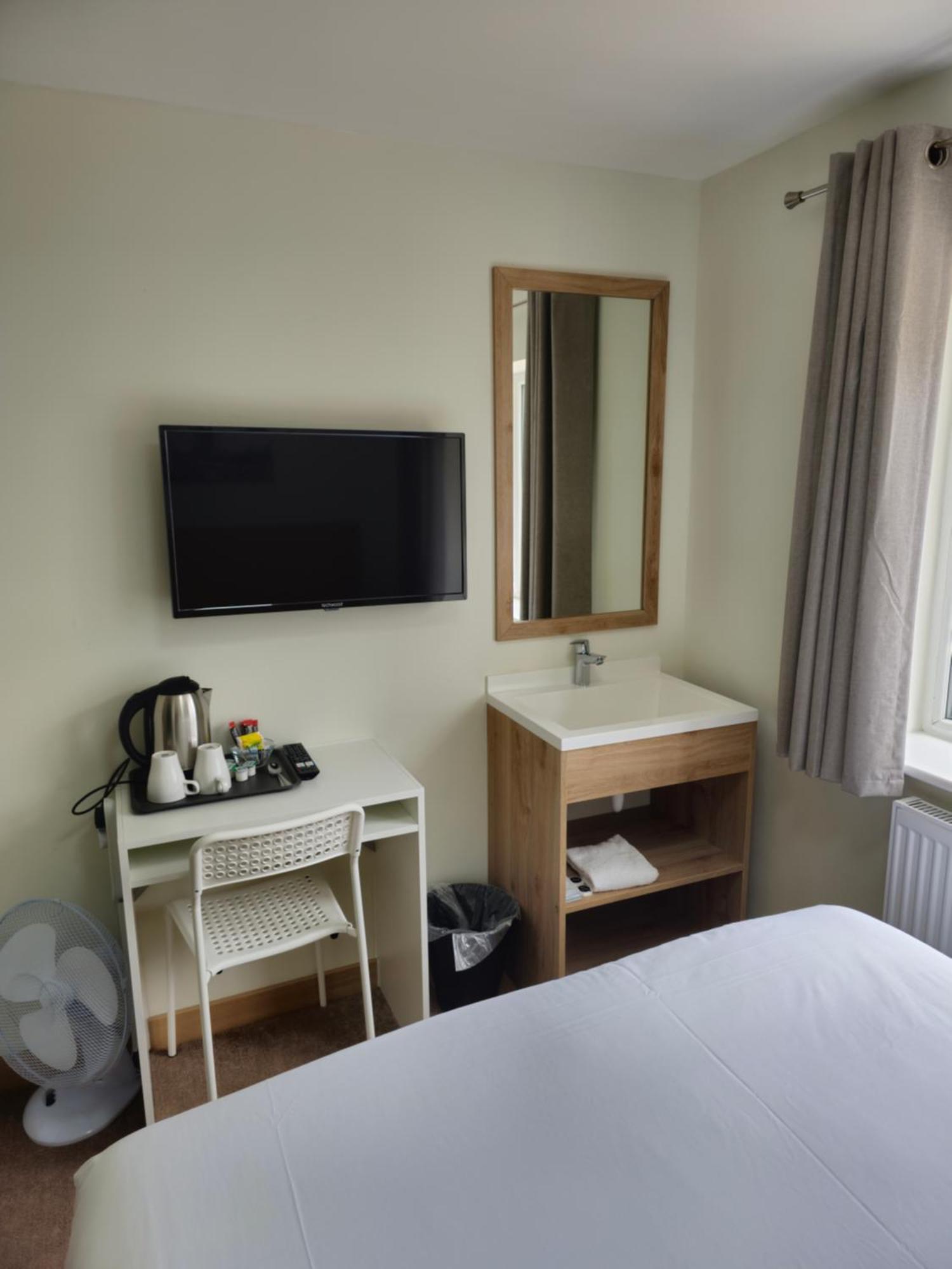 Homefield Lodge London Bagian luar foto