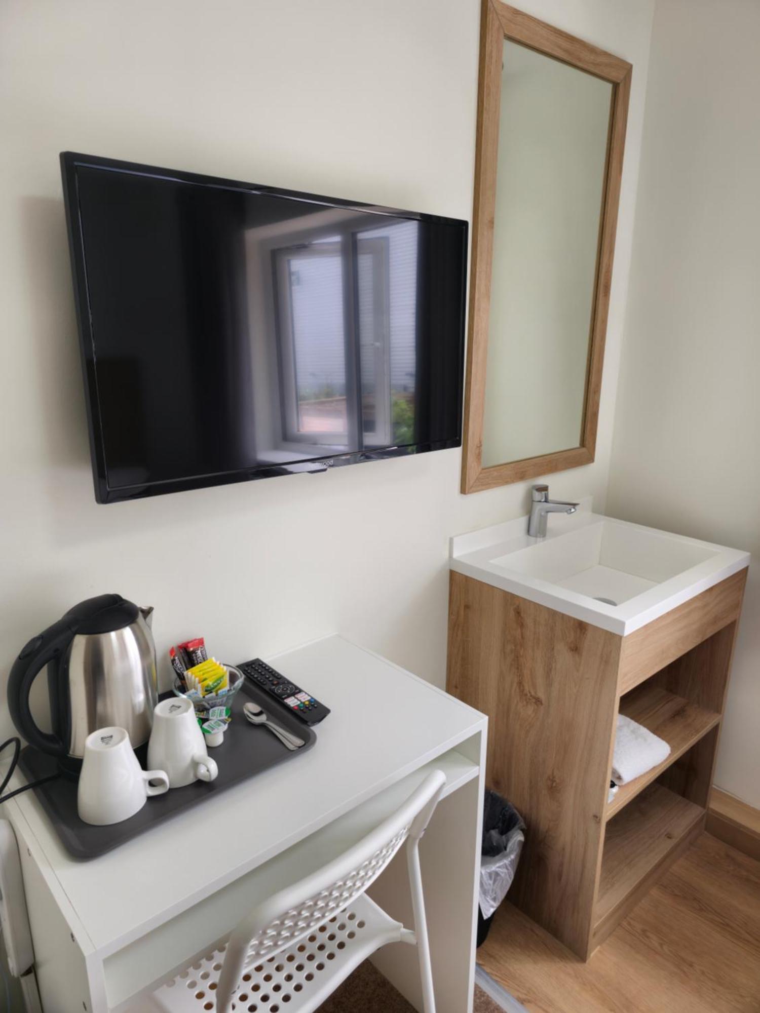 Homefield Lodge London Bagian luar foto