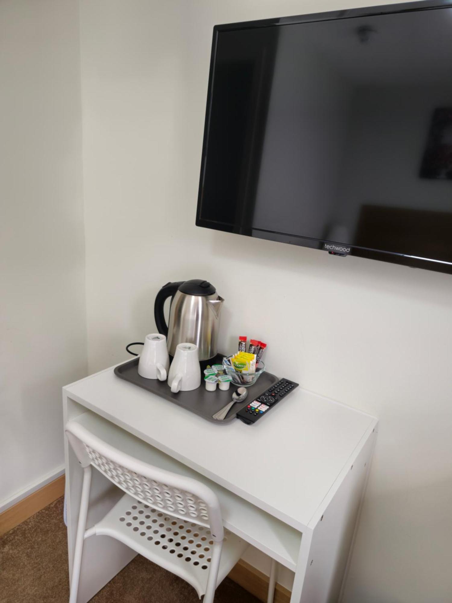 Homefield Lodge London Bagian luar foto